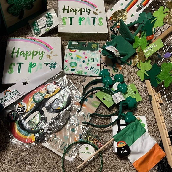 Spritz Other - Large set St Pat day.  All new. Check out the low price for all